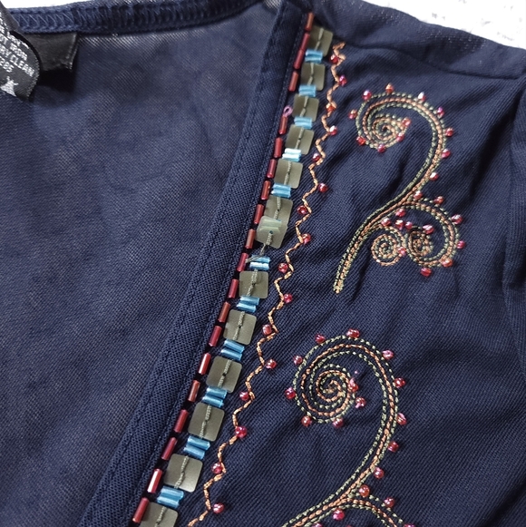 2010S Express Mesh Navy Floral Embroidered Beaded Top Sz XS - Picture 6 of 6